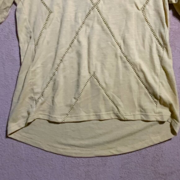 Doe & Rae‎ Women Sz Medium Pale Yellow 1/2 Sleeve Knit Blouse (I) - Picture 2 of 8